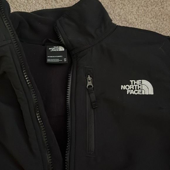 “The North Face: NWT quarter zip Jacket size XS” - Picture 3 of 6